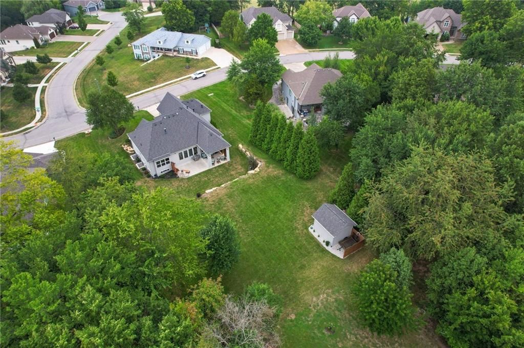 1300 SE Woodbine Drive — photo 17