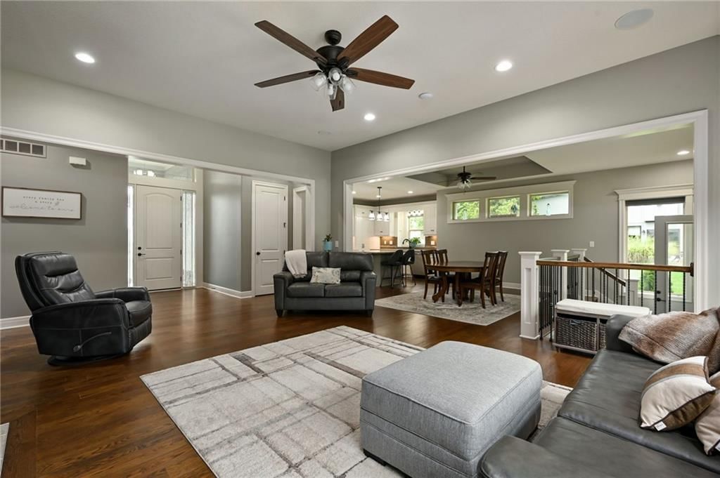 1300 SE Woodbine Drive — photo 23