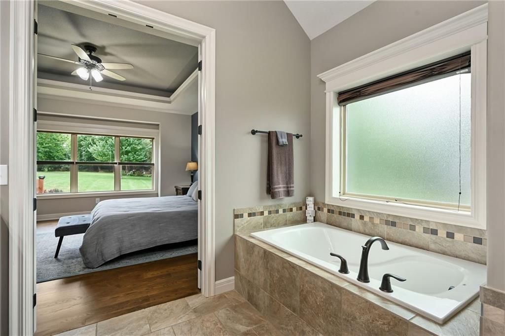 1300 SE Woodbine Drive — photo 38