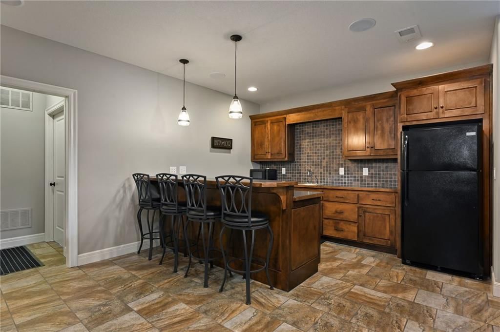 1300 SE Woodbine Drive — photo 41