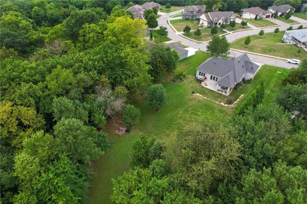 1300 SE Woodbine Drive — photo 7