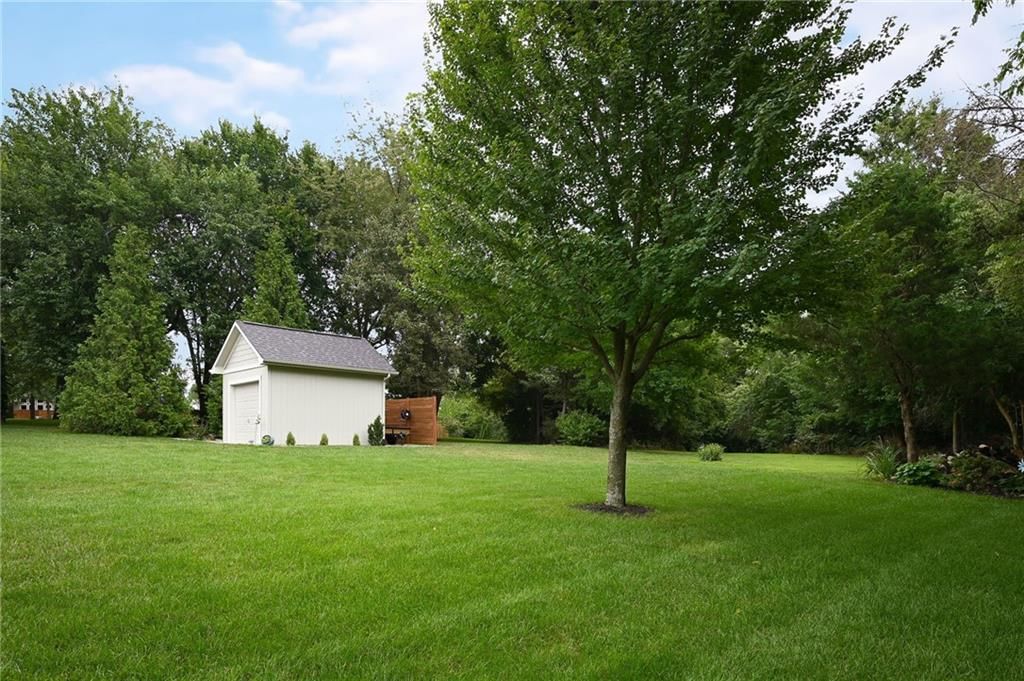 1300 SE Woodbine Drive — photo 10