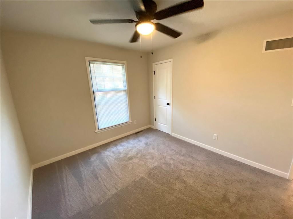 314 SE Winburn Trail — photo 17