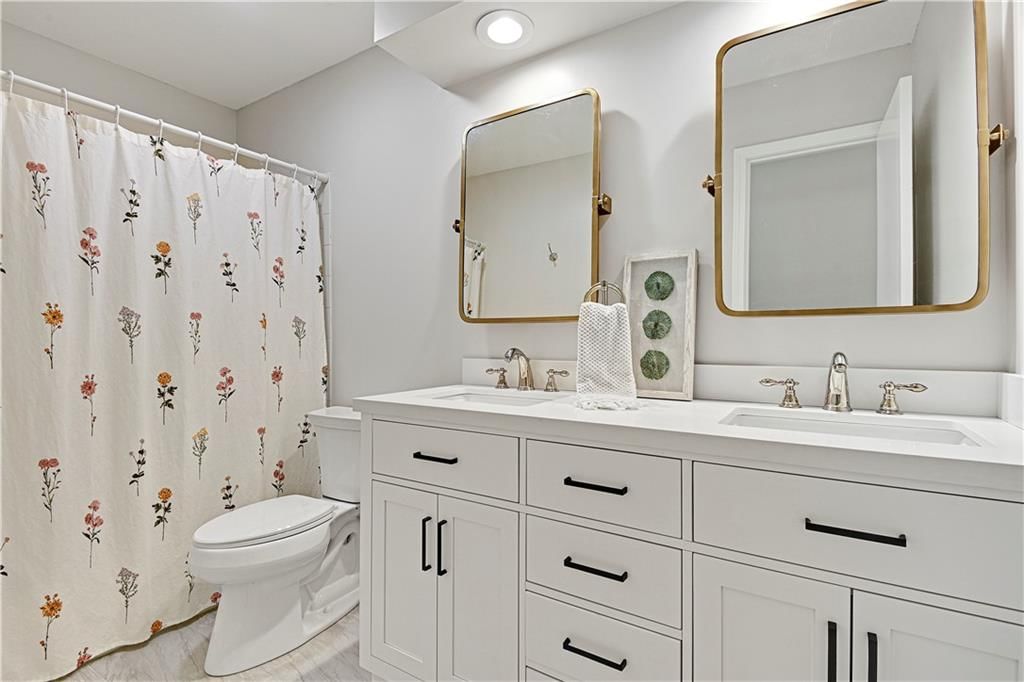 15239 Dearborn Street — photo 22