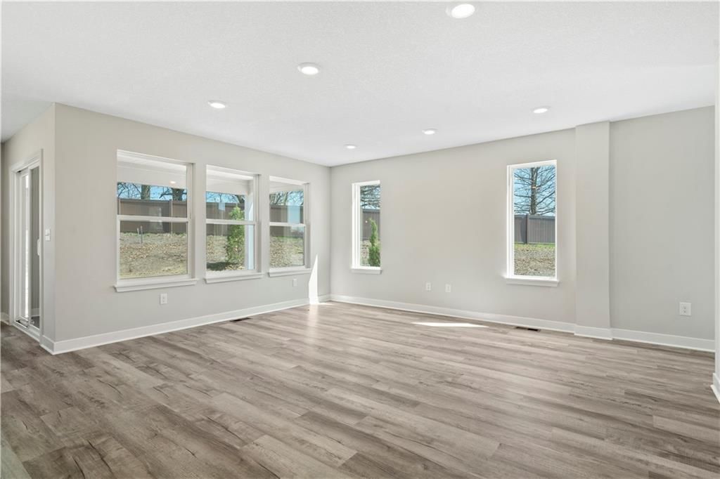 8829 SW 9th Terrace — photo 4