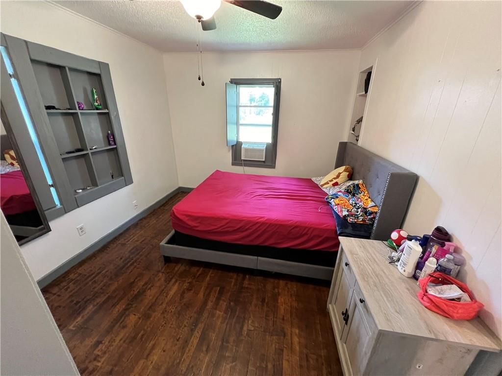 324 Brighton Avenue — photo 18