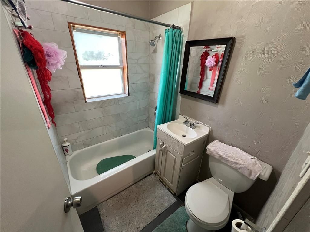 324 Brighton Avenue — photo 20