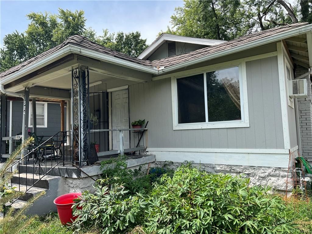 324 Brighton Avenue — photo 27
