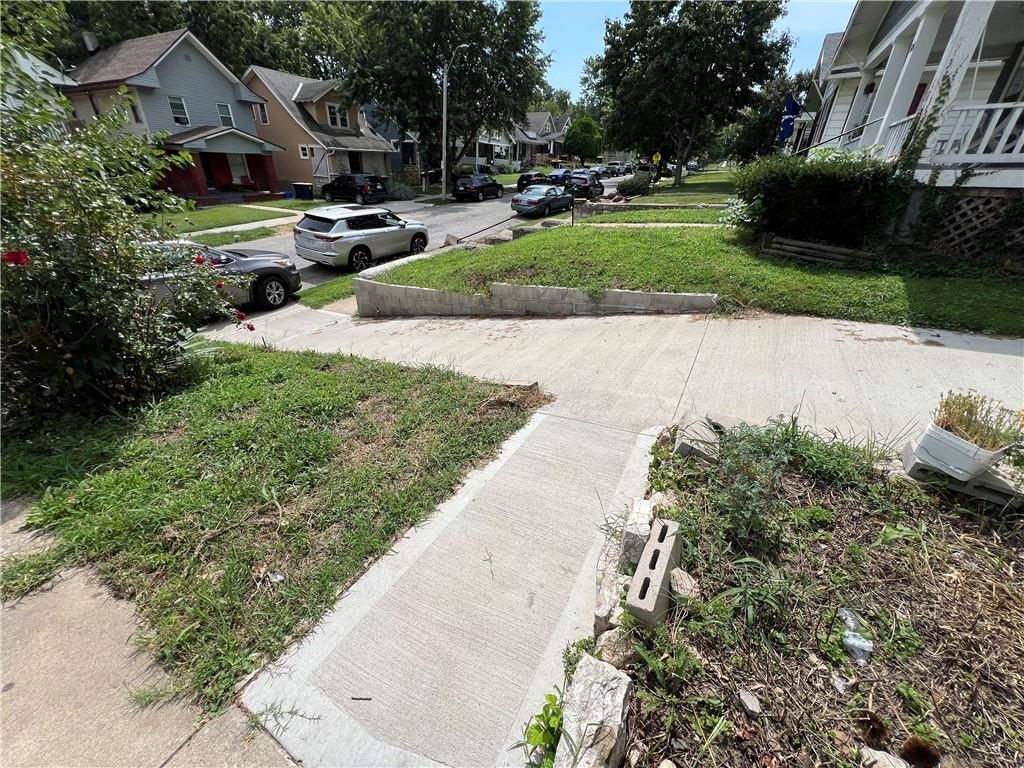 324 Brighton Avenue — photo 28