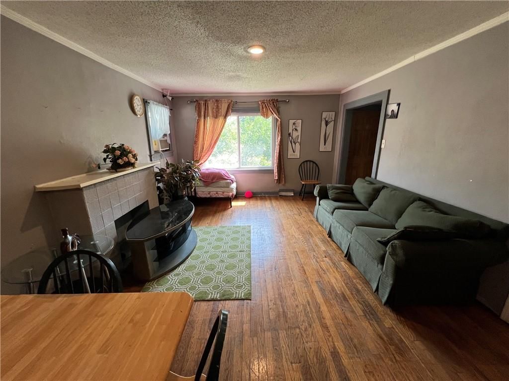 324 Brighton Avenue — photo 5