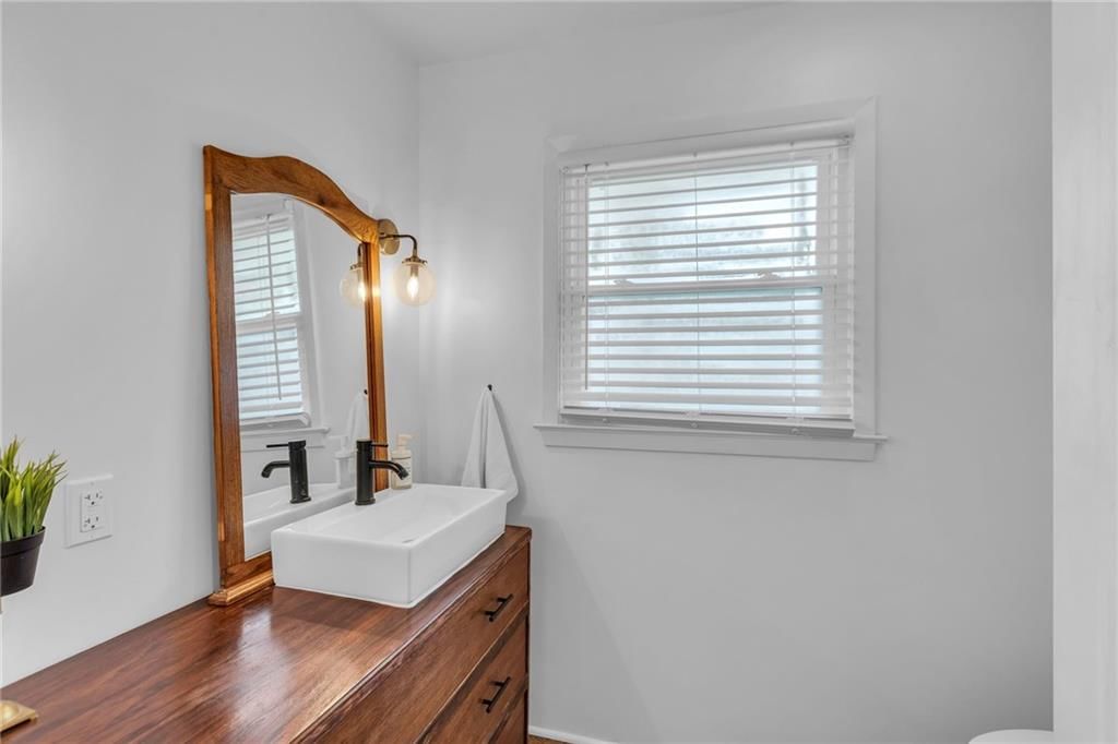 6122 Noland Road — photo 31