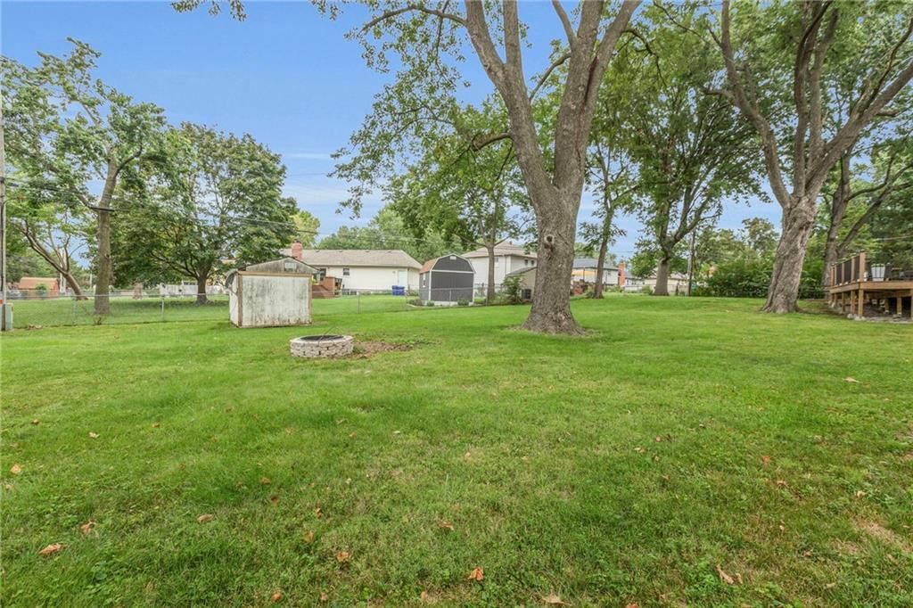 6122 Noland Road — photo 42