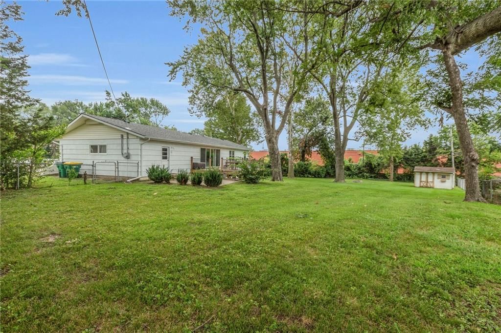 6122 Noland Road — photo 45