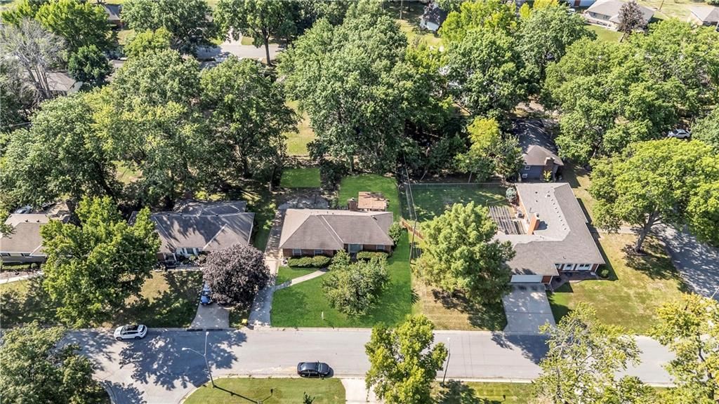 11911 E 61st Terrace — photo 48
