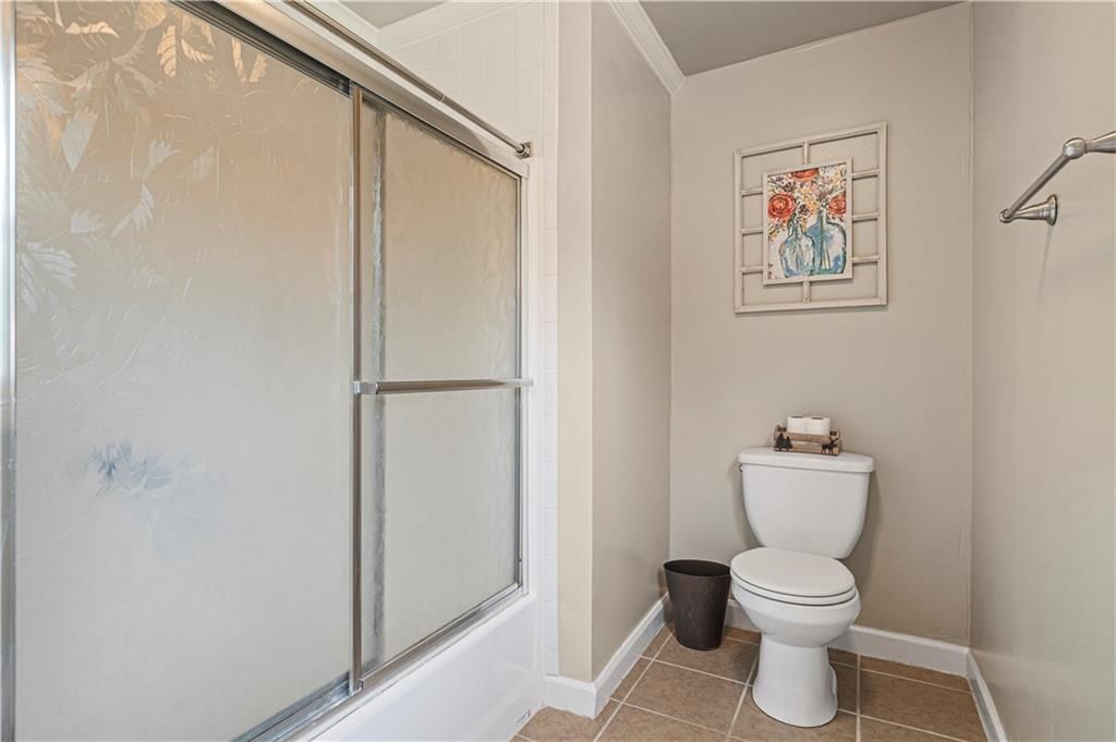 5811 N Park Avenue — photo 12