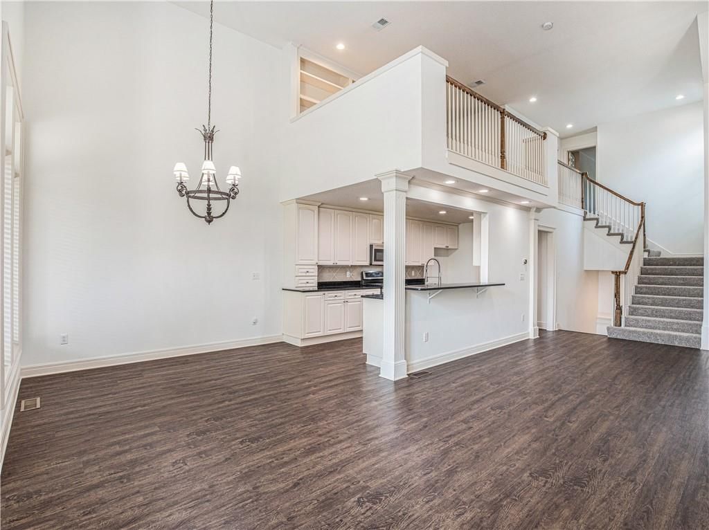 12941 Travis Street — photo 10