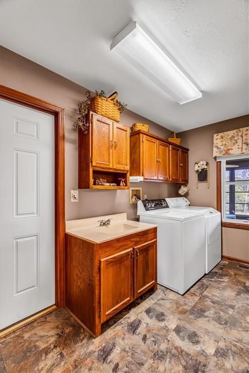 21728 Linwood Road — photo 12