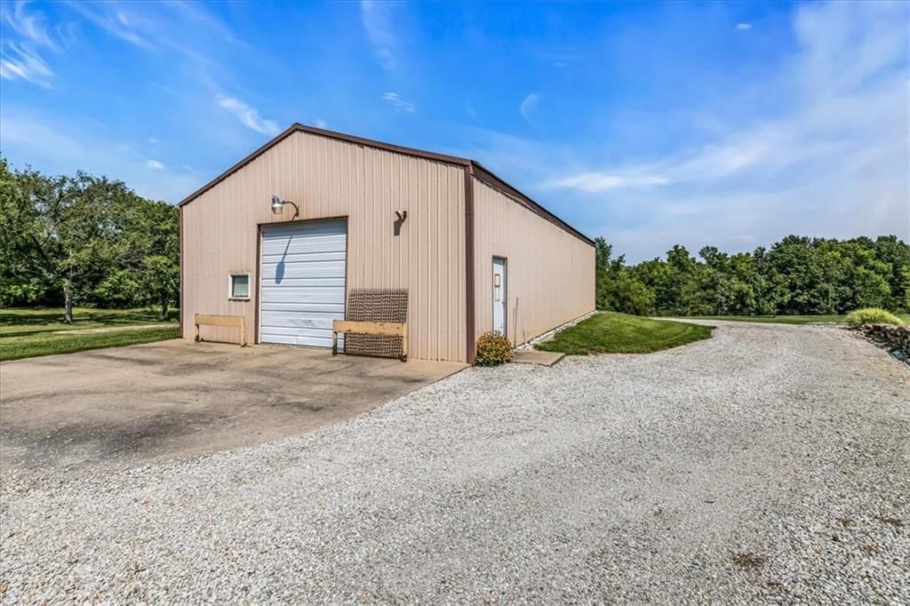 21728 Linwood Road — photo 36