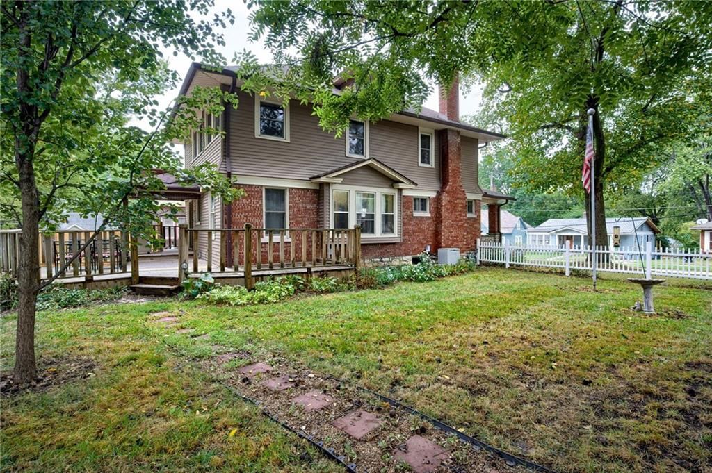 115 W Sea Avenue — photo 29