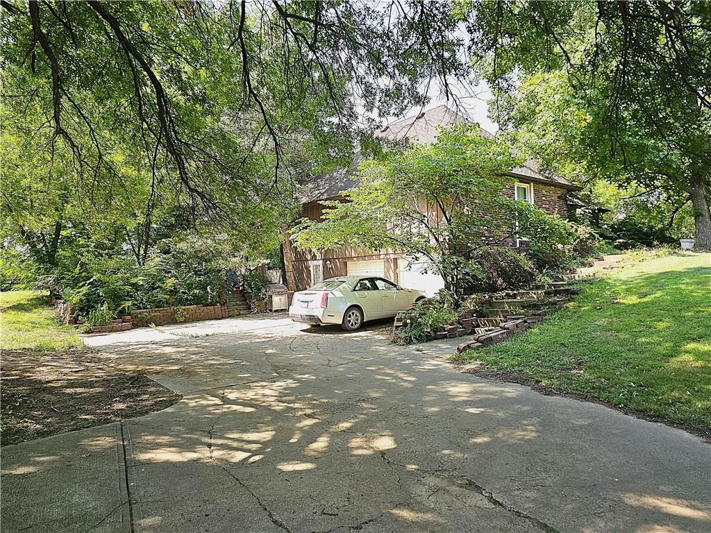 19280 S HEDGE Lane — photo 35