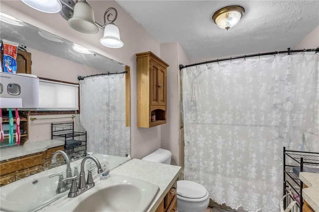 817 S Poplar Street — photo 18