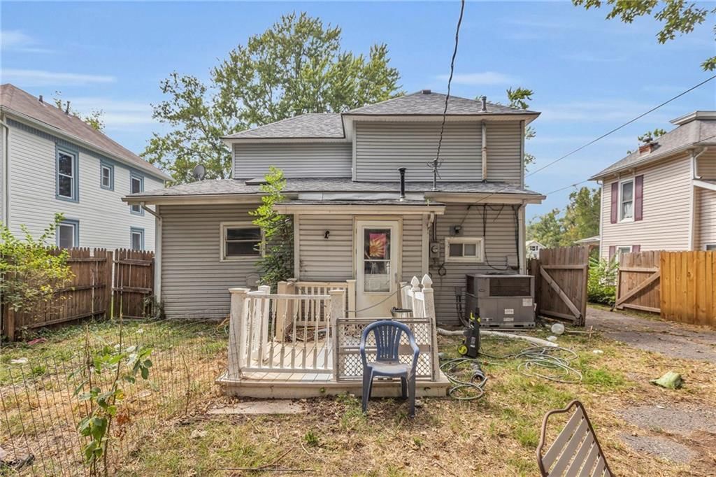 817 S Poplar Street — photo 34