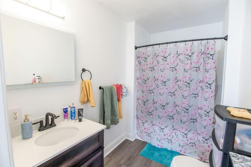 419 Grover Street — photo 19