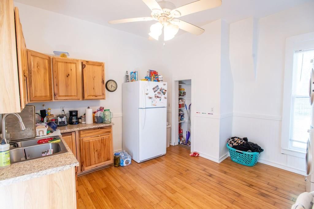 419 Grover Street — photo 21