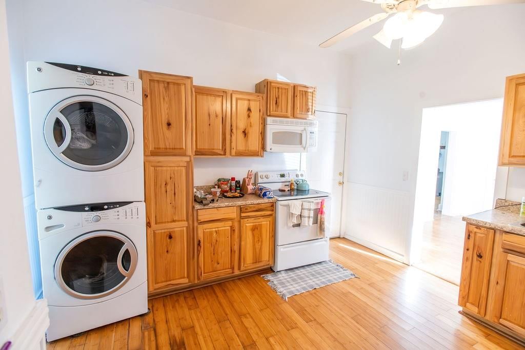 419 Grover Street — photo 24