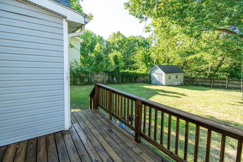 419 Grover Street — photo 27