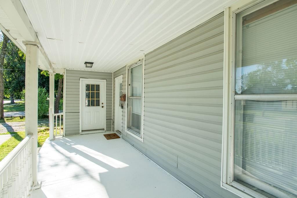 419 Grover Street — photo 5