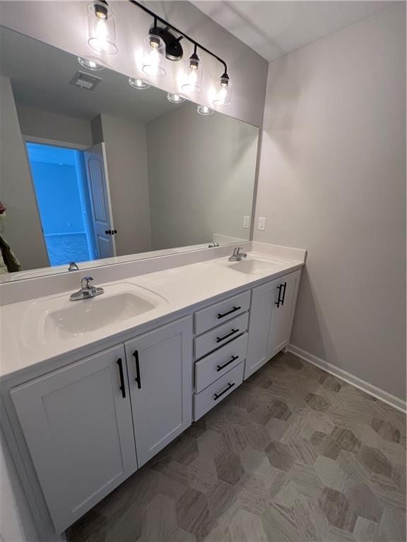 9430 N HARDEN Avenue — photo 14