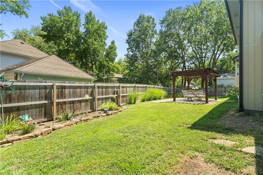 9701 Slater Lane — photo 44