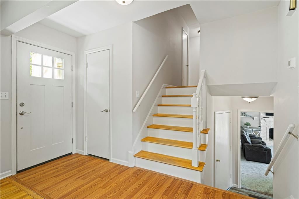 9701 Slater Lane — photo 9