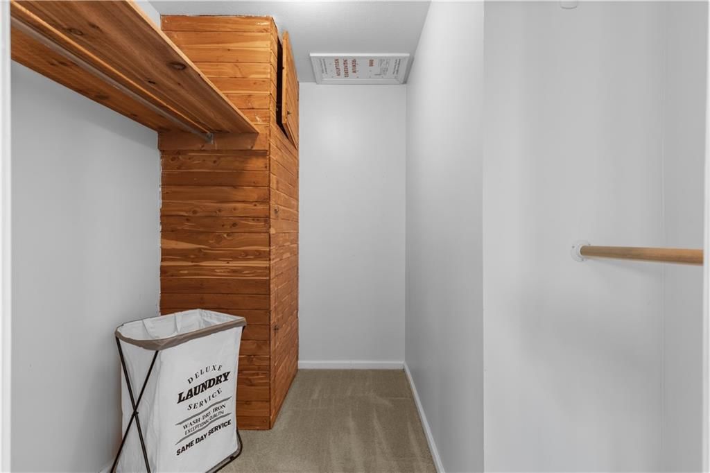 7133 Lamar Avenue — photo 13