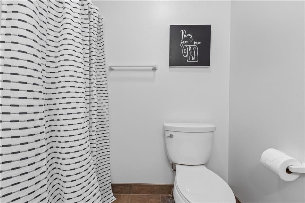 7133 Lamar Avenue — photo 14