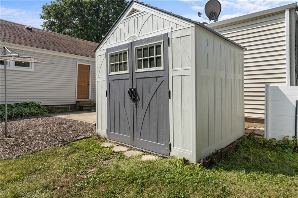 7133 Lamar Avenue — photo 27