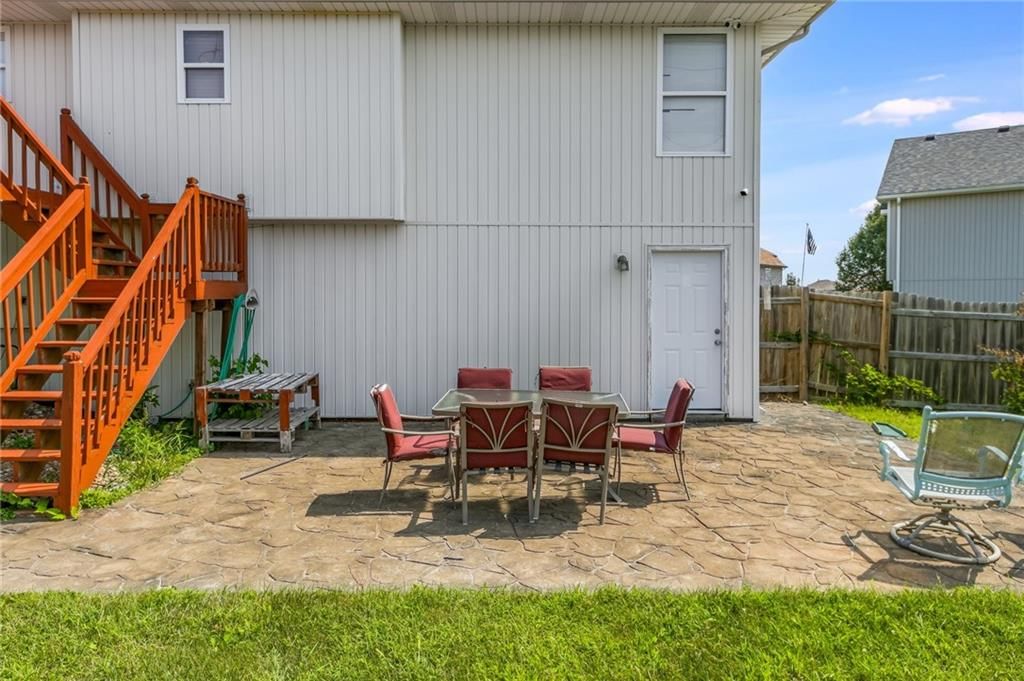 8724 N Robinhood Avenue — photo 23