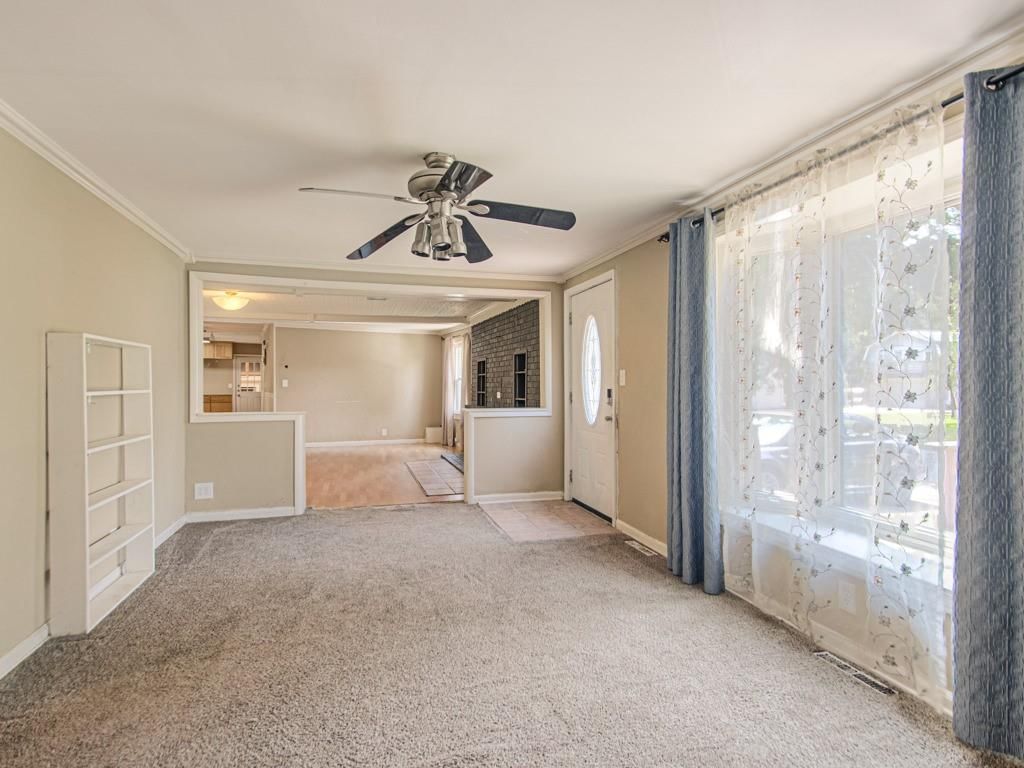 5515 N KANSAS Avenue — photo 5