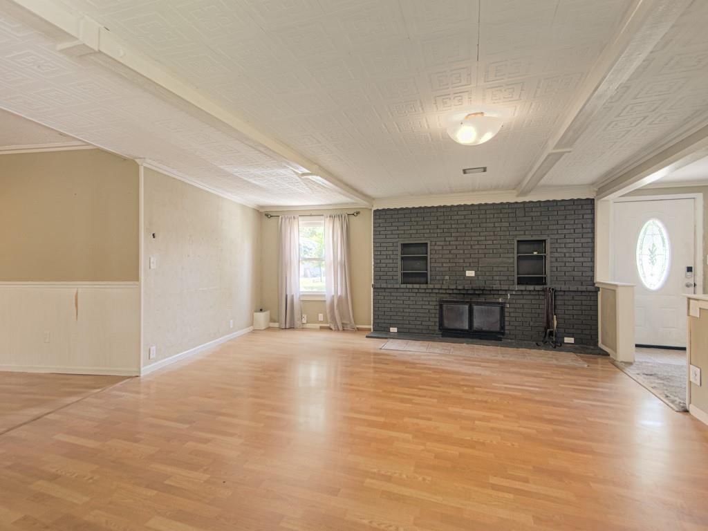 5515 N KANSAS Avenue — photo 8