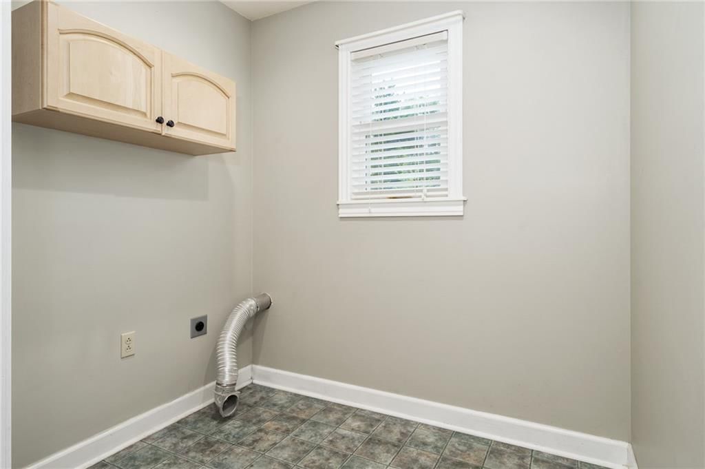 53 Lakeshore Drive — photo 31