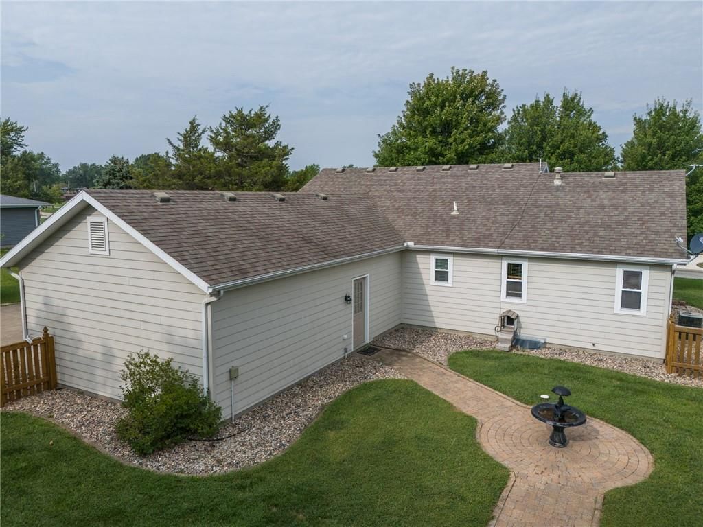 53 Lakeshore Drive — photo 7