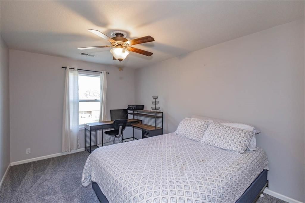 912 S 132nd Street — photo 24