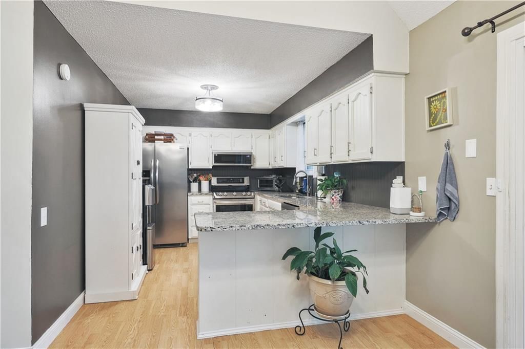 8248 NW Birch Lane — photo 10