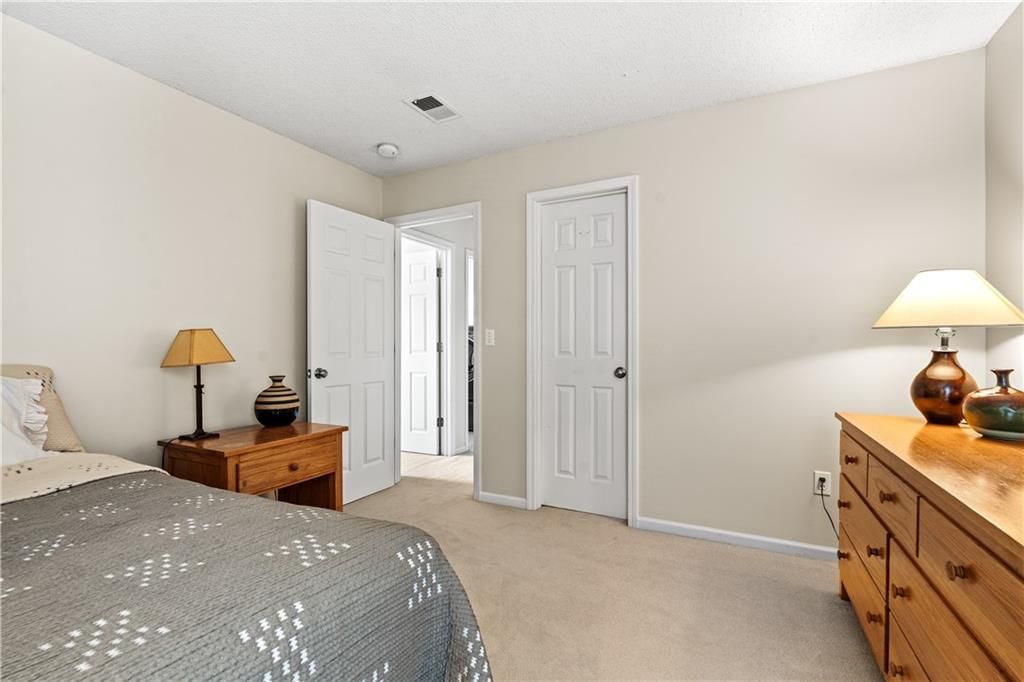 13113 Bond Street — photo 32
