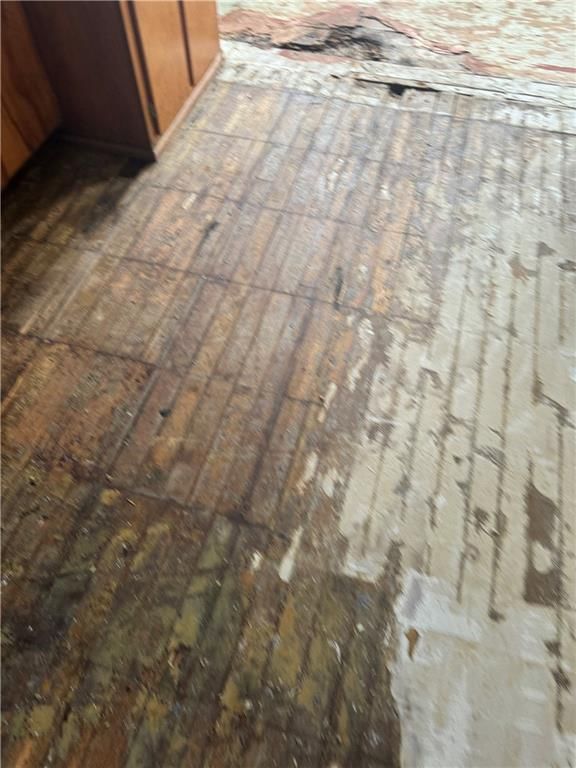 604 Oak Street — photo 34