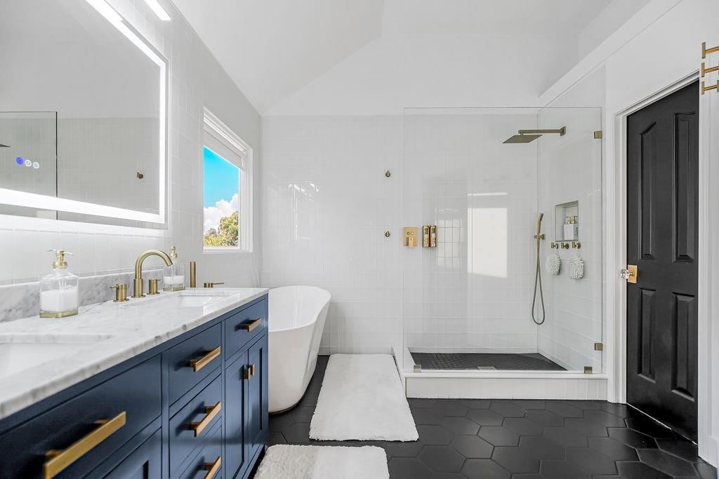 14708 GLENWOOD Avenue — photo 18