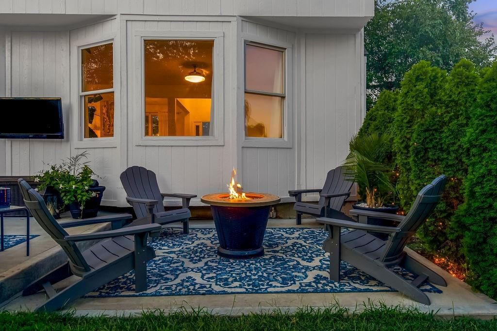 14708 GLENWOOD Avenue — photo 44