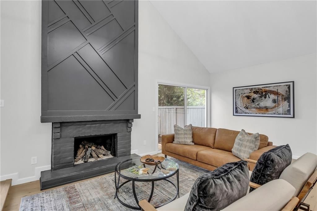 8033 Halsey Street — photo 5