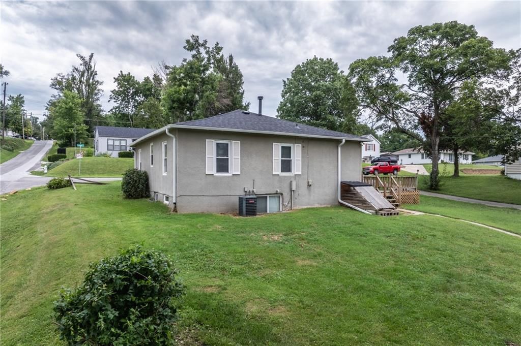 902 Garden Street — photo 3